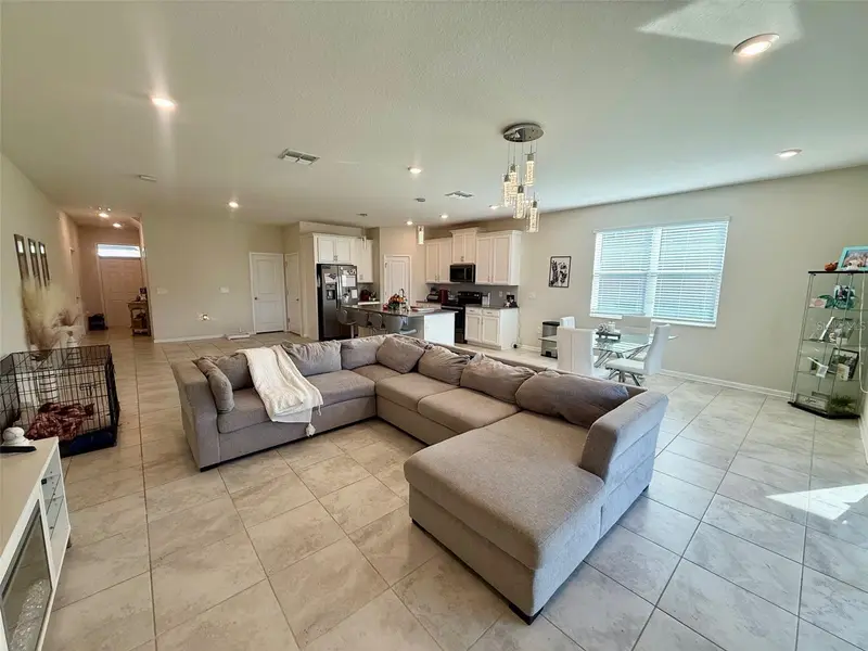 1742 Chatsworth Cir, FL