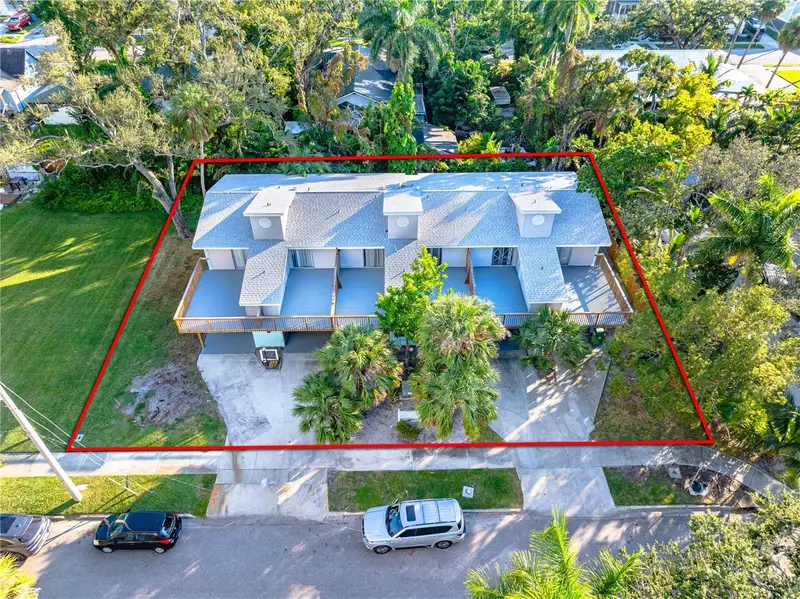 1559 7th Ave W, FL