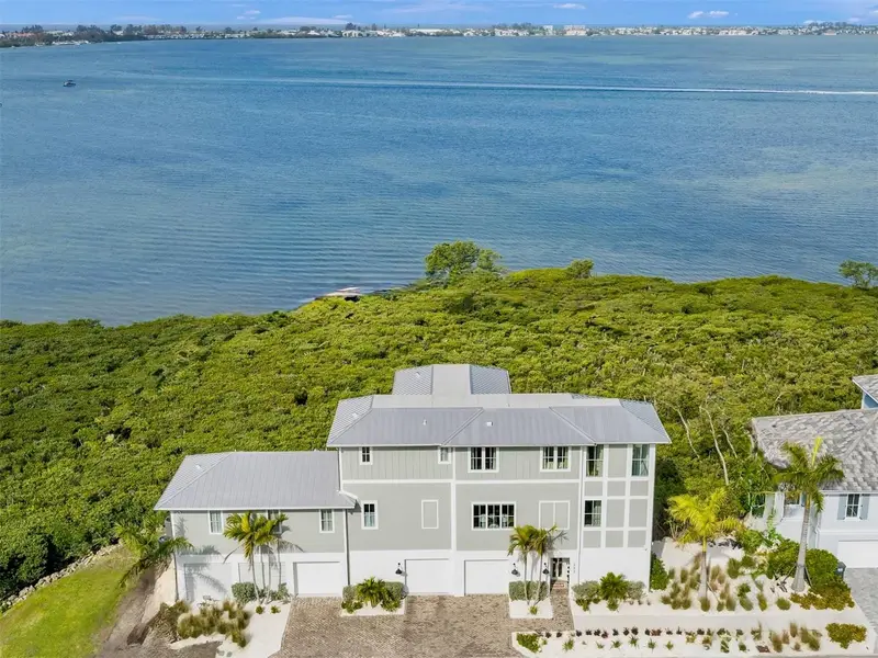 332 Harbour Sound Ct, FL