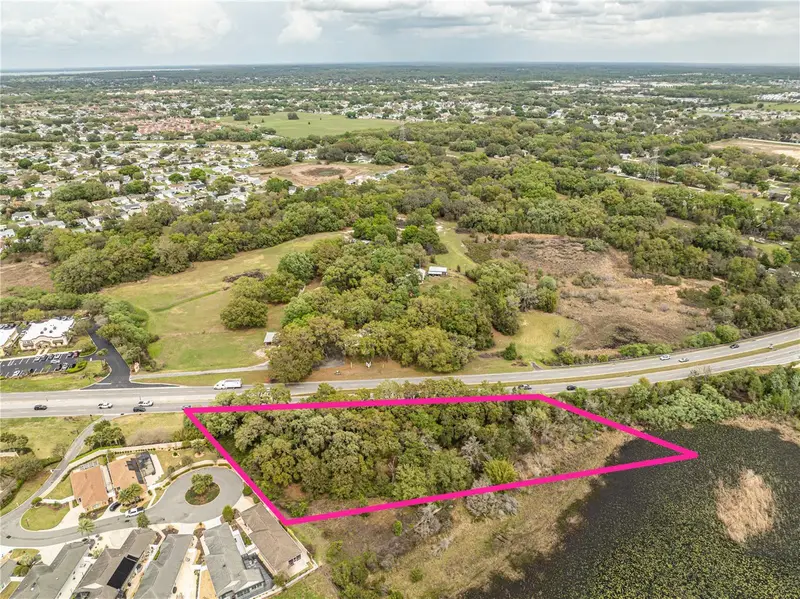 8769 E County Road 466, FL