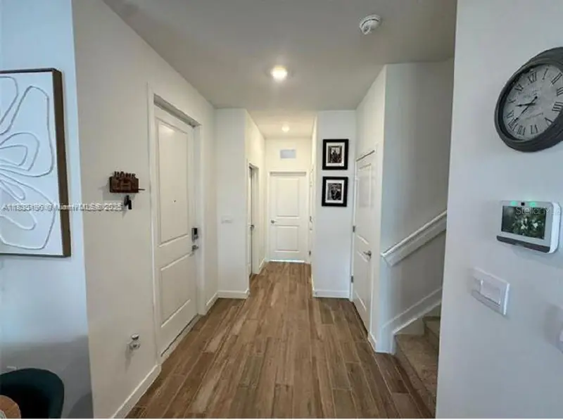 142 Ne 14th Ter, FL