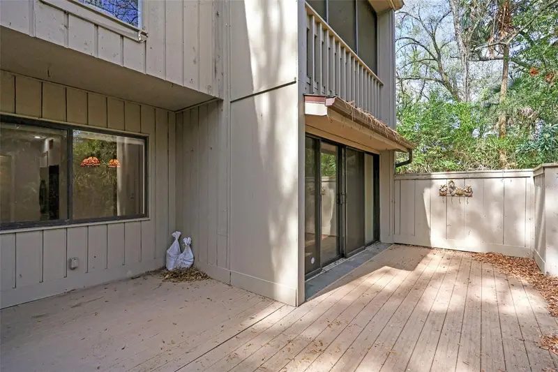 116 Crown Oaks Way #116, FL