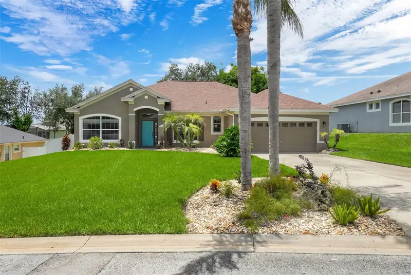13428 E Via Roma Cir, FL