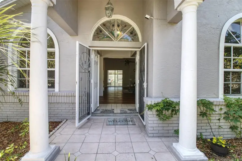 2 Seagirt Ct, FL