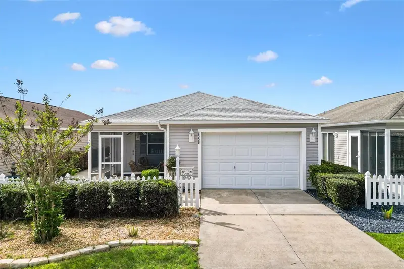 2558 Carrington Ct, FL