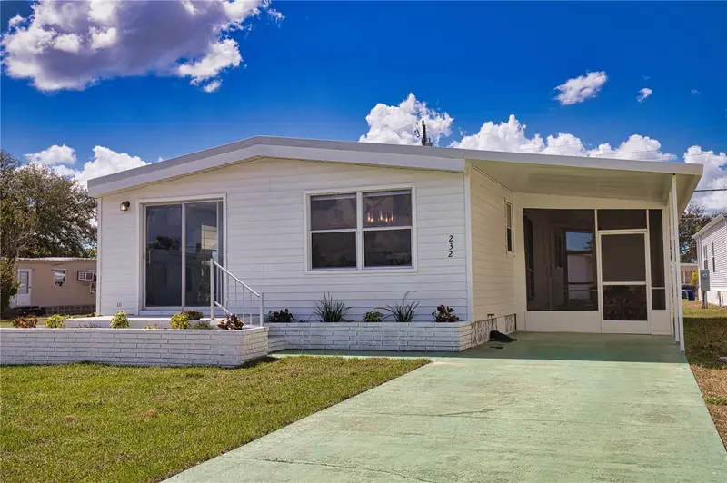 232 Trailorama Dr, FL