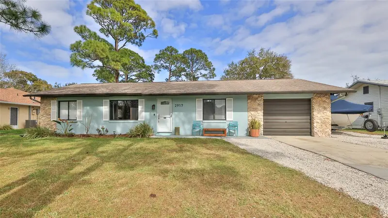 2917 Sabal Palm Dr, FL