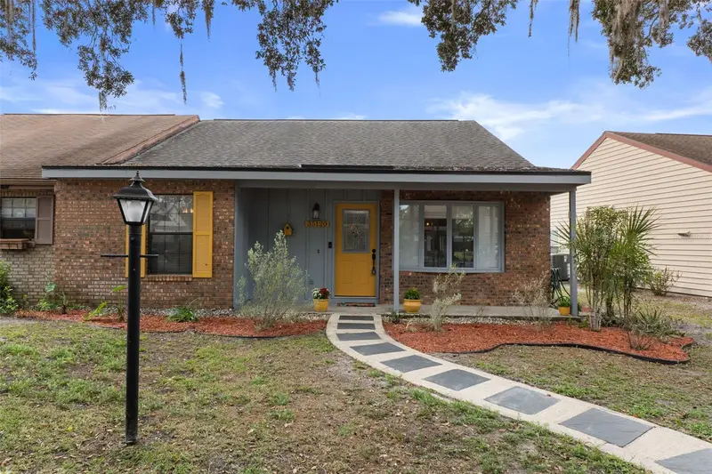 35120 Whispering Oaks Blvd, FL