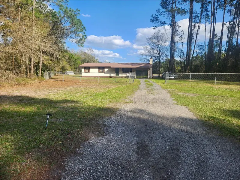 2355 Se State Road 100, FL