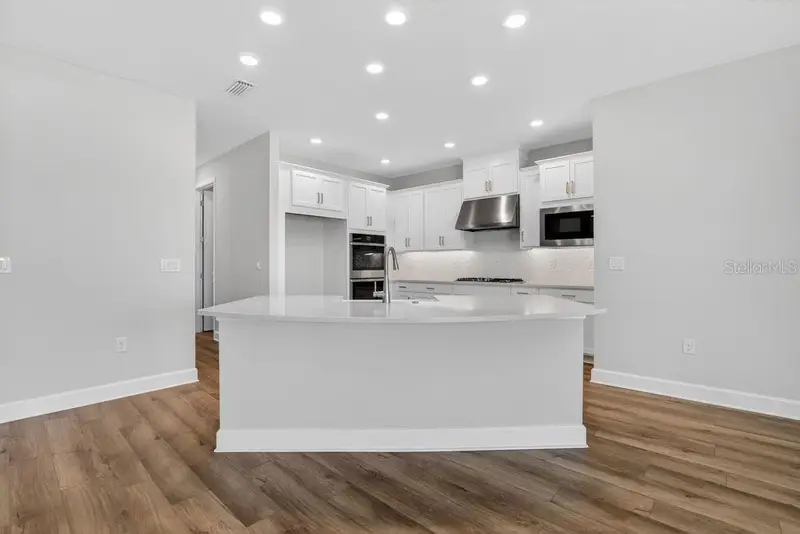 656 Junonia Blvd, FL