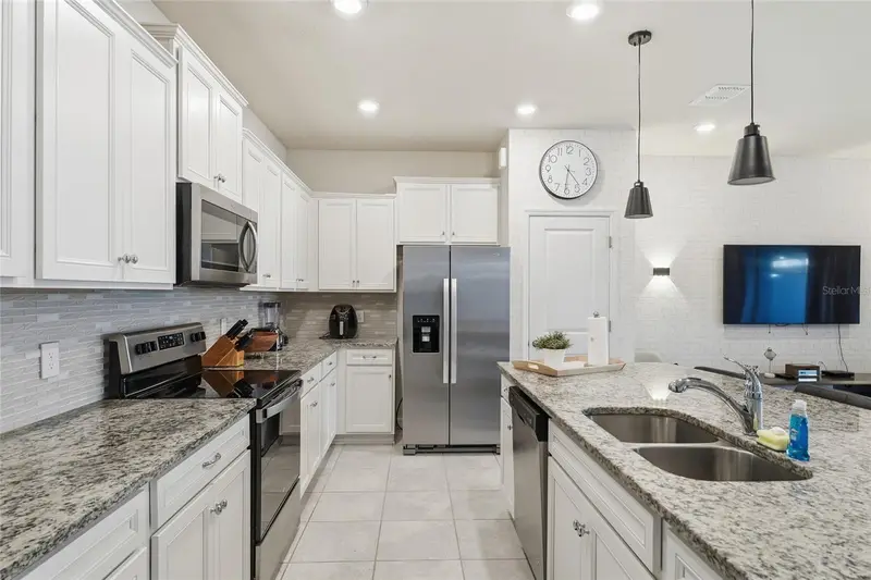 236 Jetty Way, FL