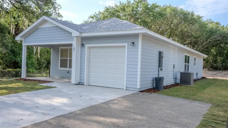 107 Dixie St, FL