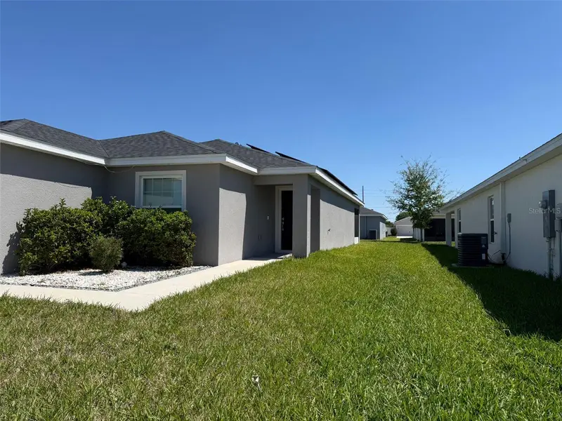 1046 Tropea Ln, FL