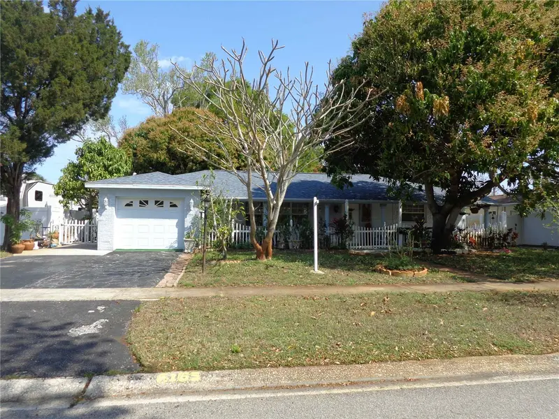 6165 26th Ave N, FL