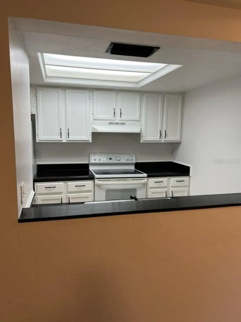 5745 Sw 10th Pl, FL