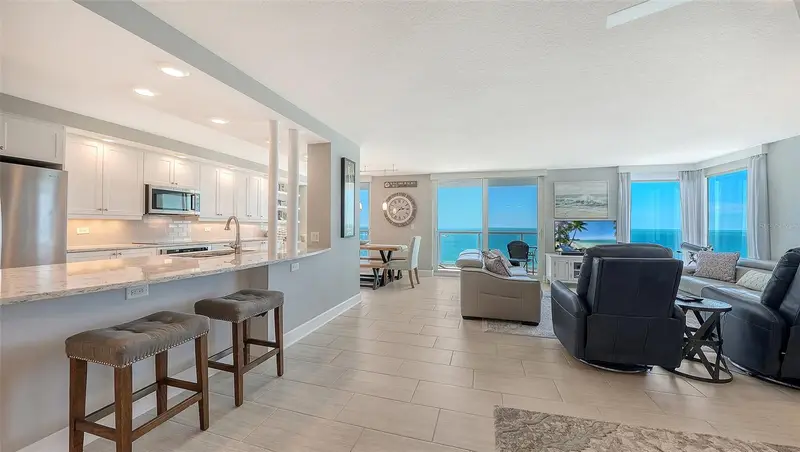 2425 Gulf Of Mexico Dr #14e, FL