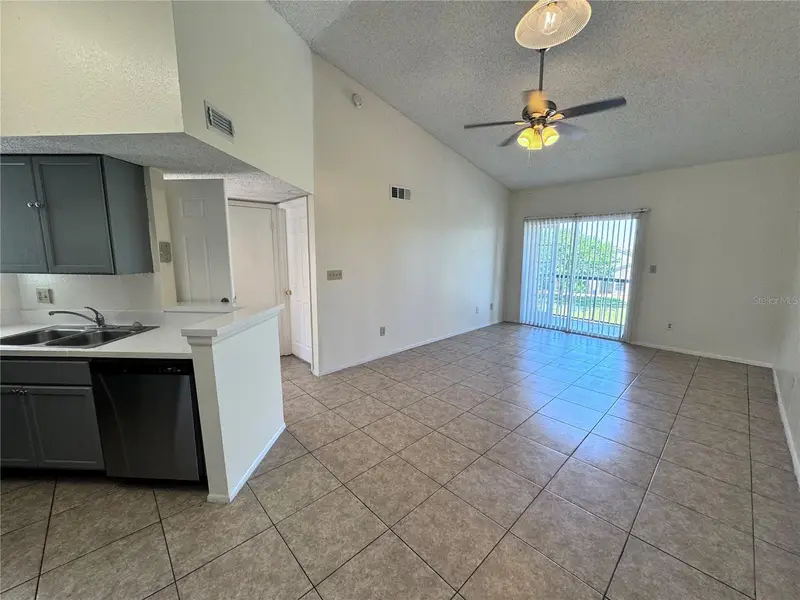 1932 Lake Atriums Cir #85, FL