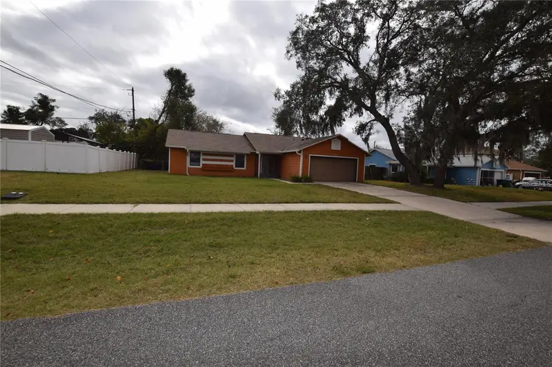 2585 Derby Dr, FL