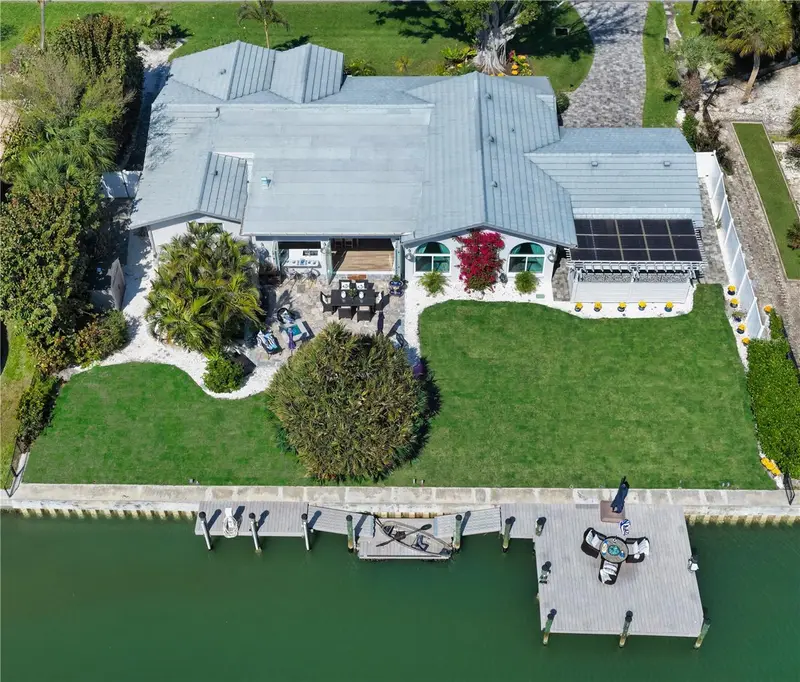 536 Ketch Ln, FL
