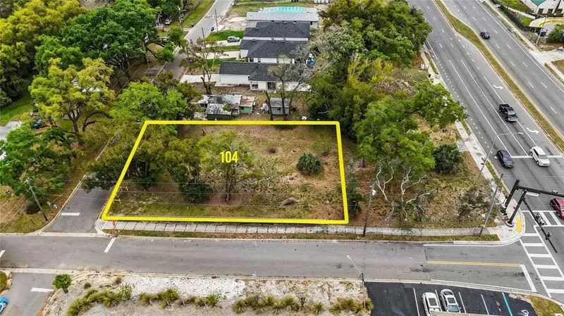 104 N Van Buren Ave, FL