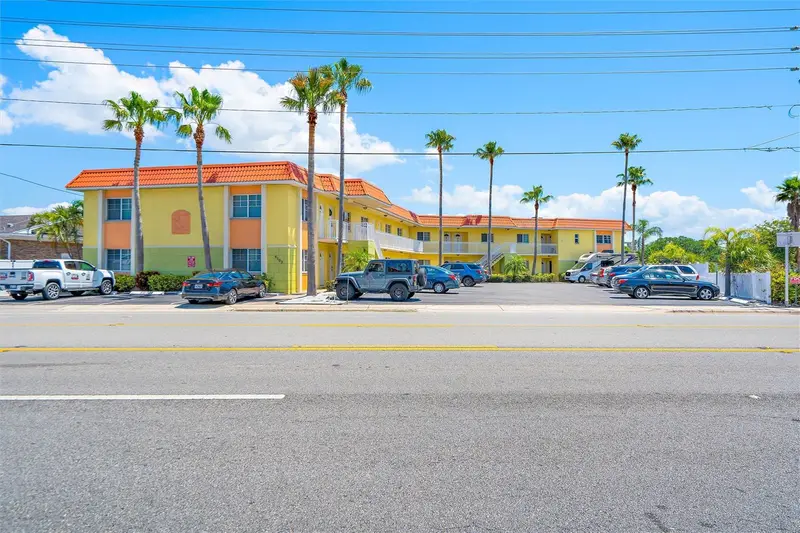 4103 Gulf Blvd #201, FL