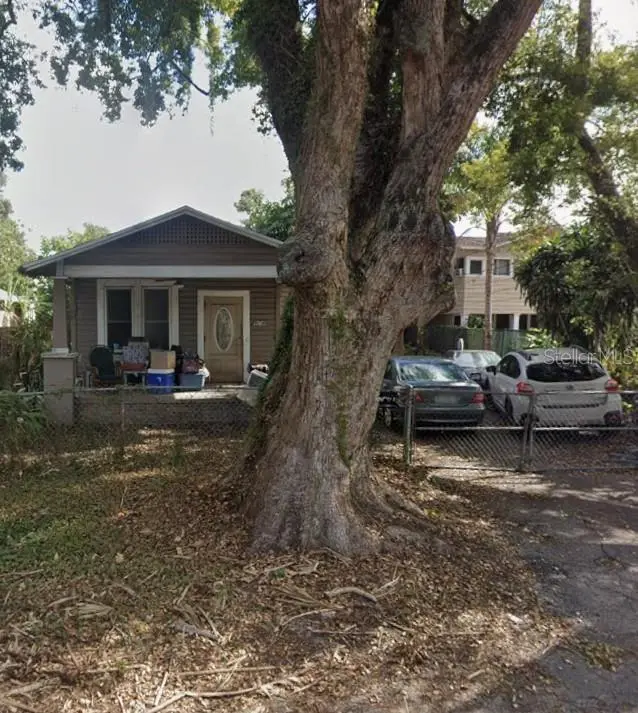 6909 N Navin Ave, FL