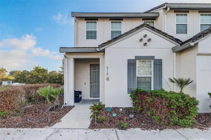 518 Captiva Dr, FL