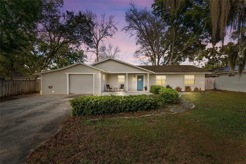 106 Portland St, FL