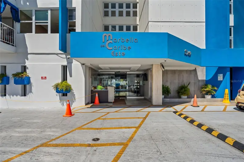 5349 Avenida Isla Verde #1801, PR