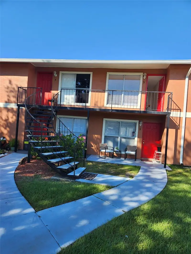 1882 Caralee Blvd #3, FL