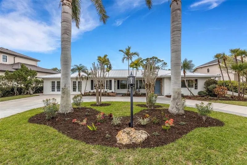 441 Bayshore Dr, FL