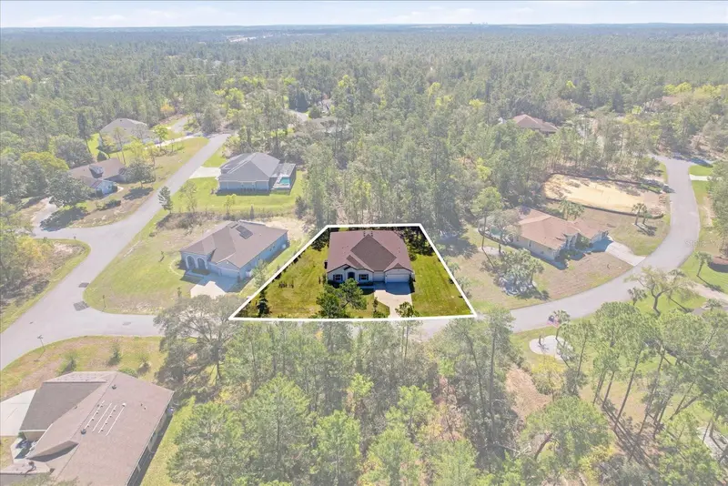 3 Floribunda Ct, FL