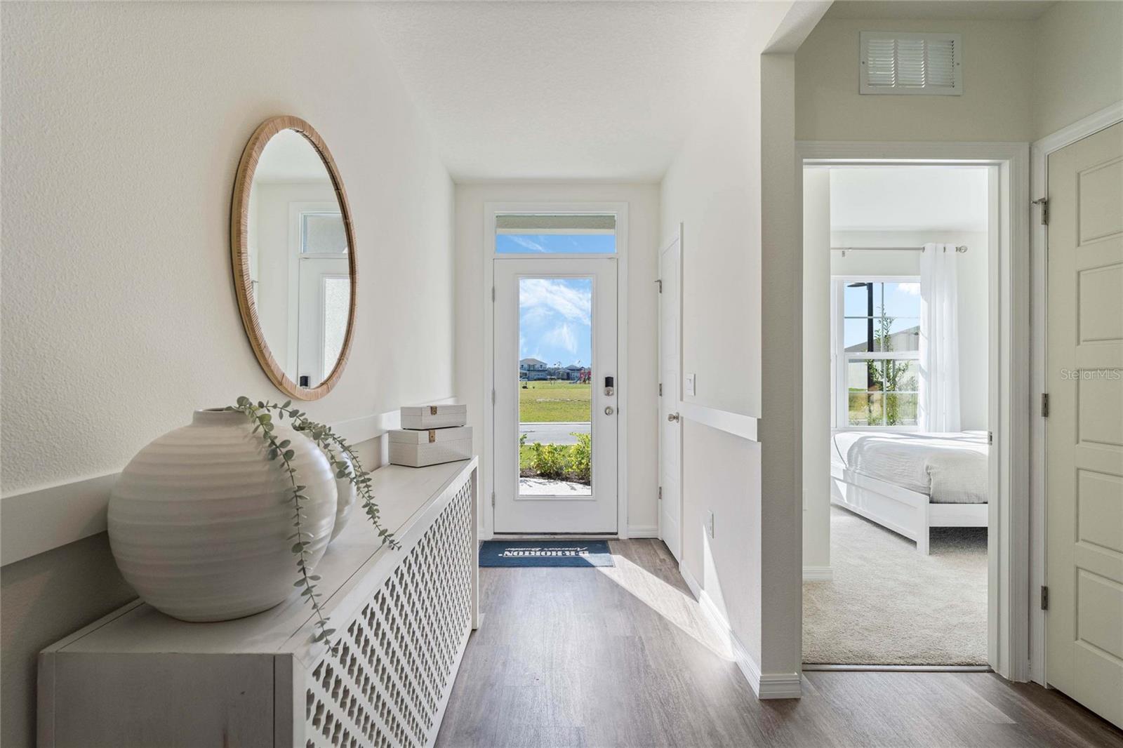 8595 Cape Fox Cv, FL
