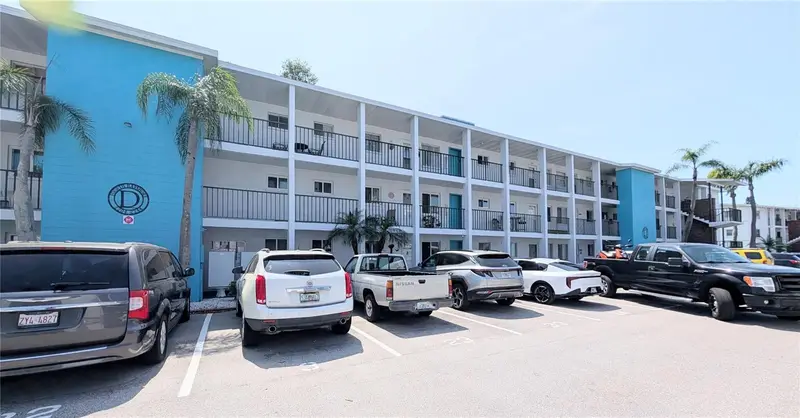 2238 Canal Dr #D34, FL