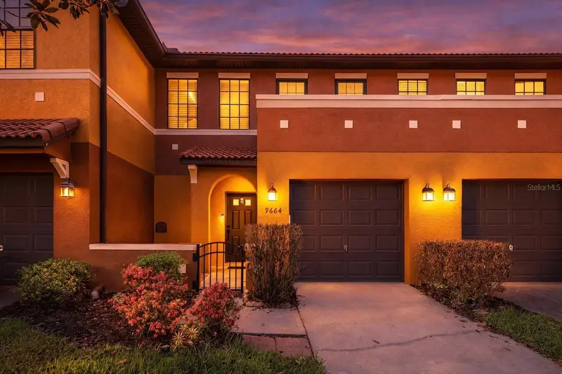 9664 Doris Ln, FL