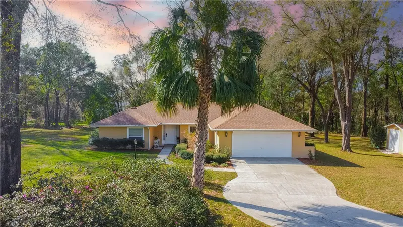 826 E Gaines Ln, FL