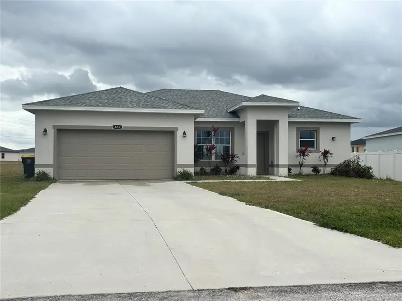 423 Churchill Ct, FL