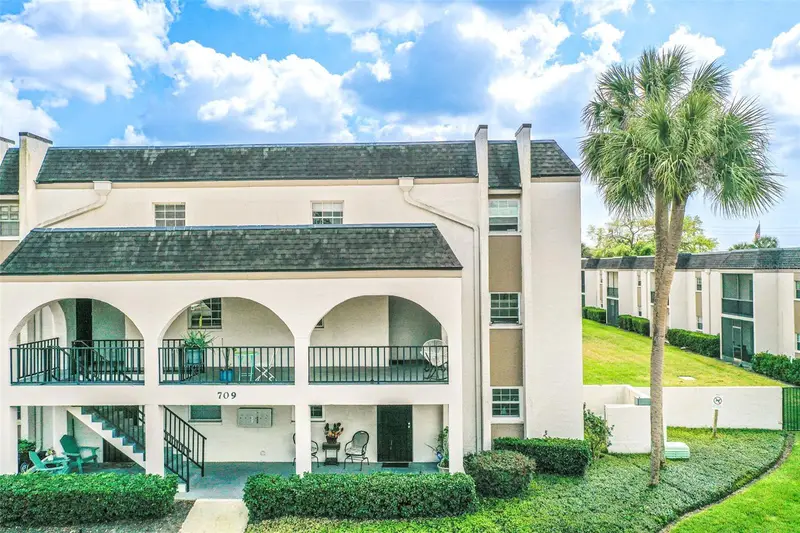 709 Russell Ln #222, FL