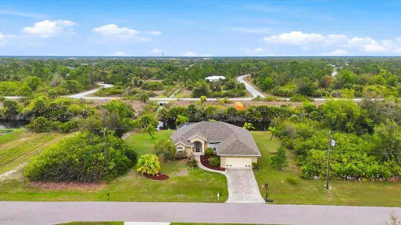 300 Baytree Dr, FL