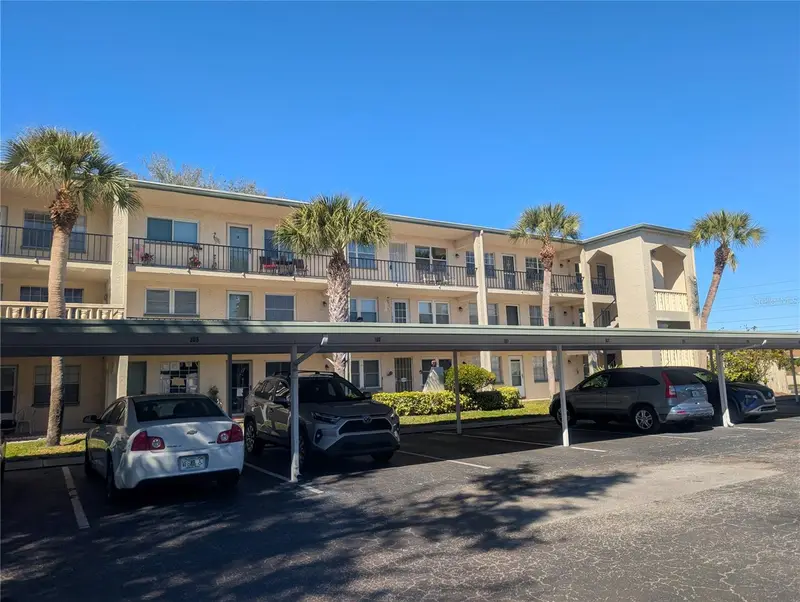 11620 Park Blvd #209, FL
