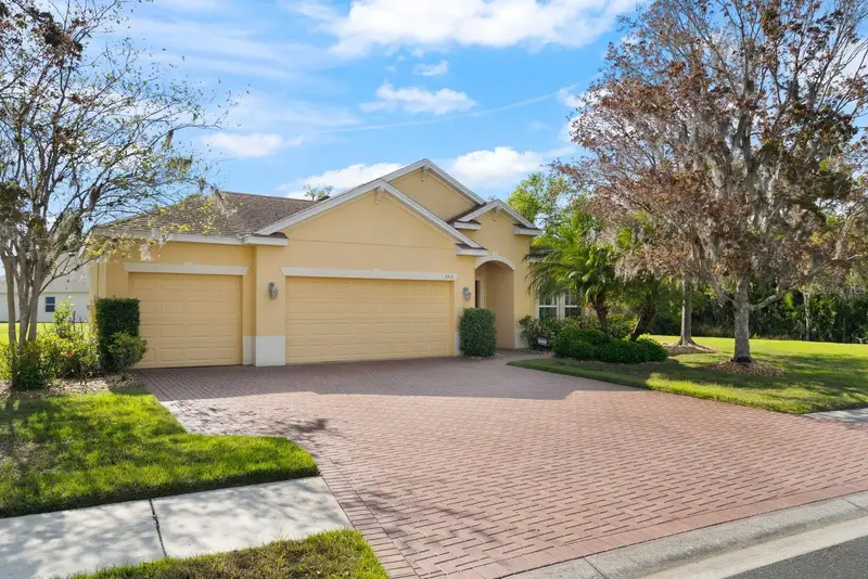 5515 74th Pl E, FL