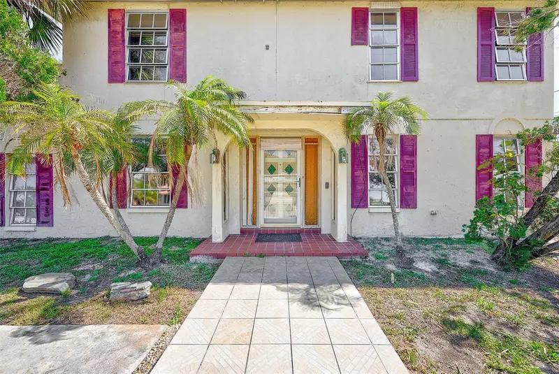 205 Gulf Blvd, FL