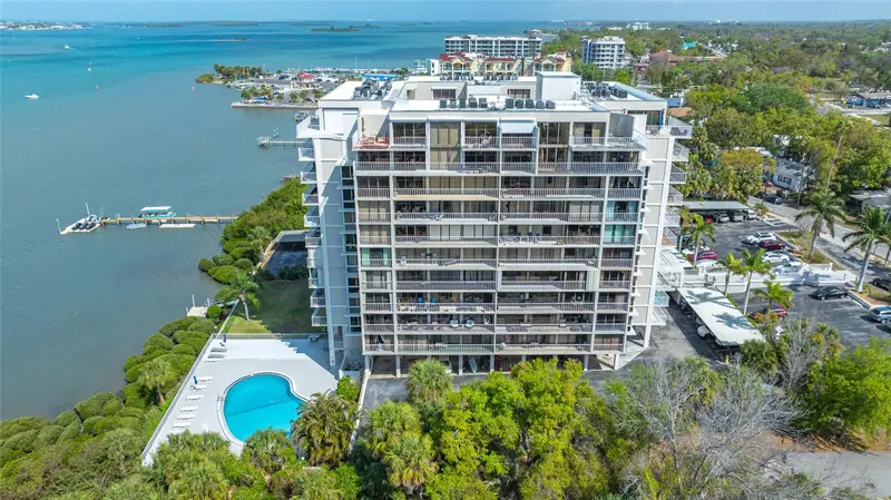 500 N Osceola Ave #810, FL