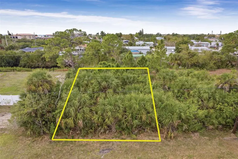 3111 Banyan Way, FL