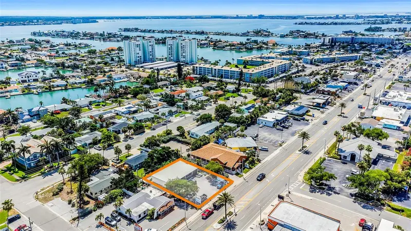6655 Gulf Blvd, FL