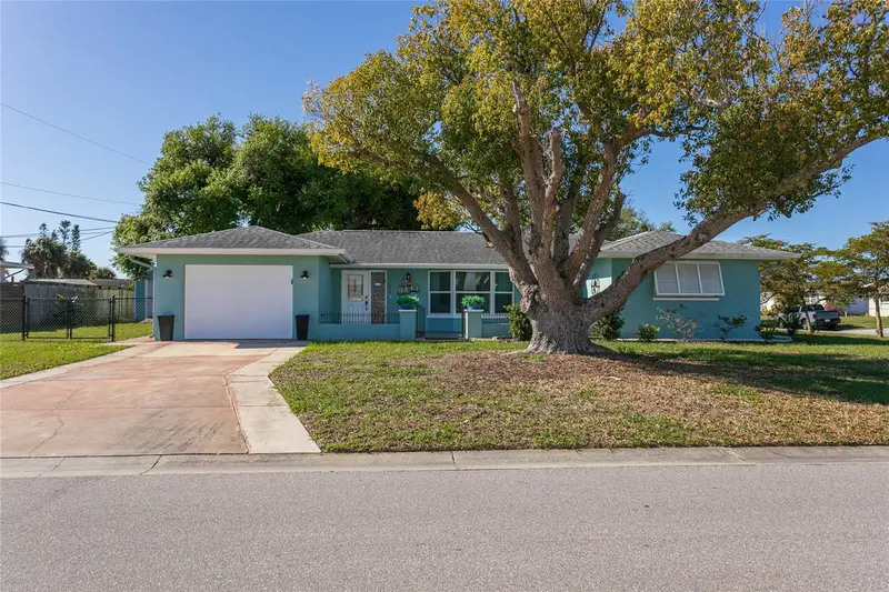 500 Mount Vernon Dr, FL