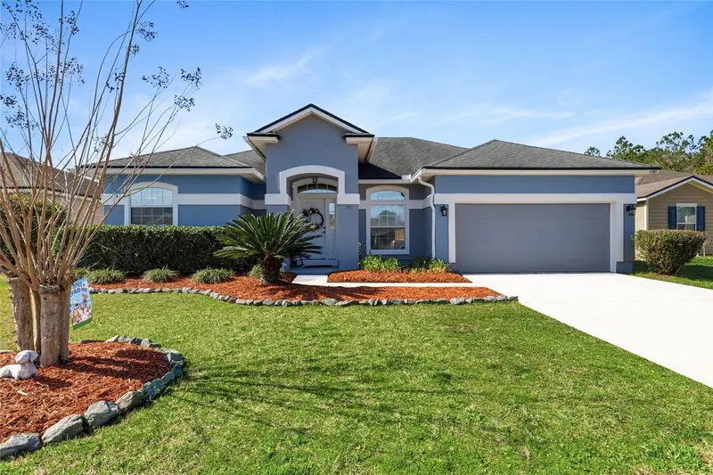 45095 Dutton Way, FL