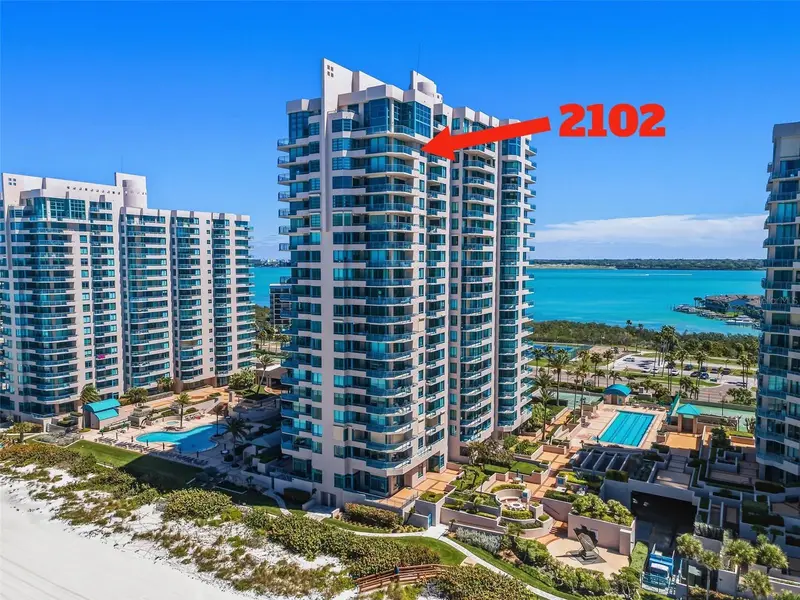 1540 Gulf Blvd #2102, FL