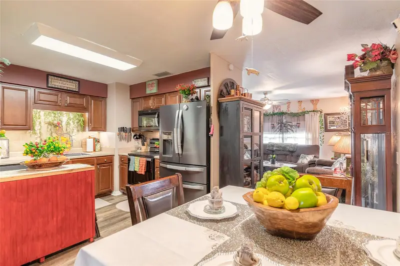 461 Wiltshire Blvd, FL