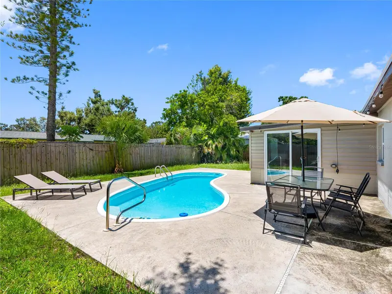 3834 14th Ave Se, FL